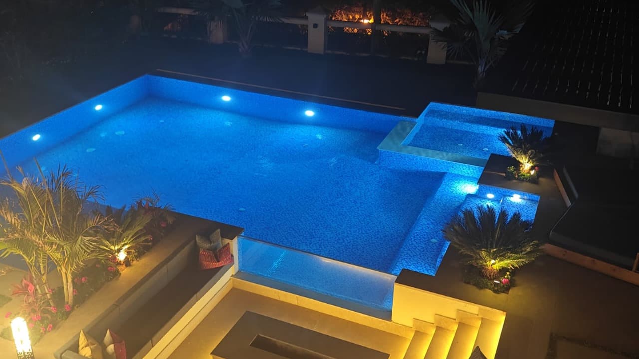 تفصيلة من هندسة الرواد للإنشاءات وإتقان التنفيذ