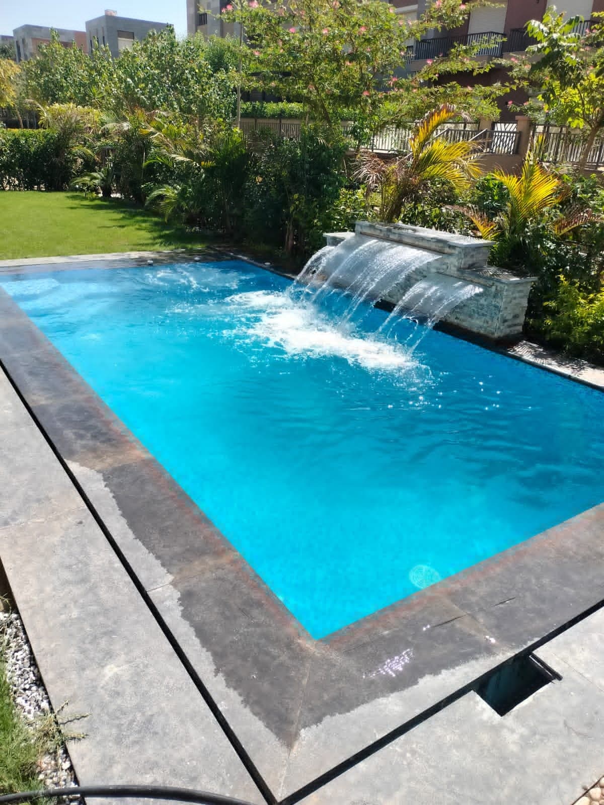 Decorative Fountain — Architectural · Integrated Lighting